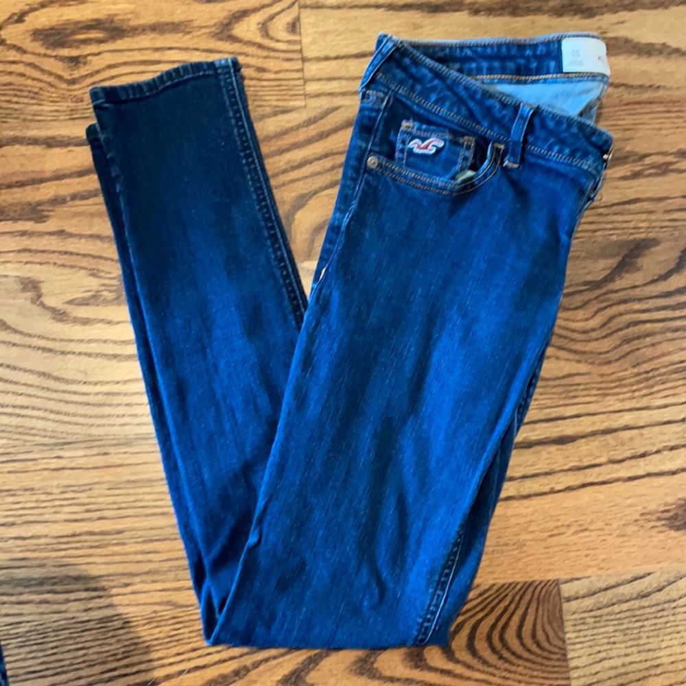 Hollister barely worn skinny jeans